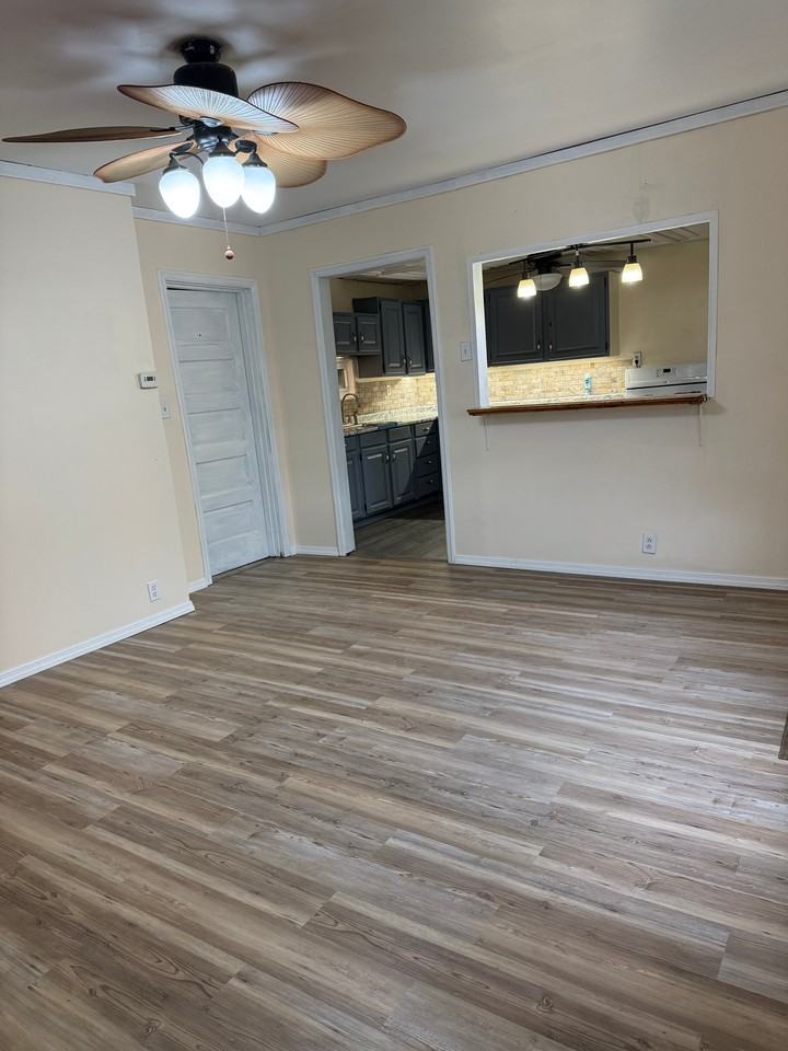 1243 2nd St - Photo 7 of 12