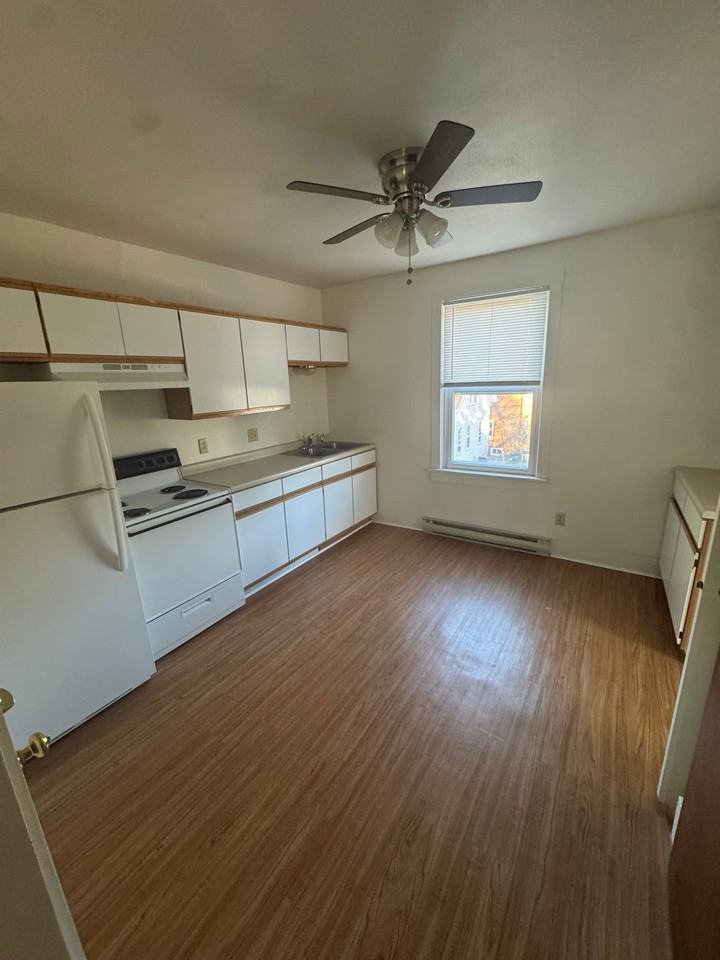 349 S Main St - Photo 3 of 5