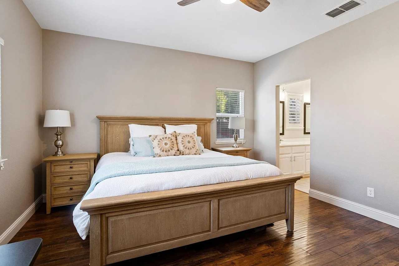 6909 Prelude Ln - Photo 7 of 20