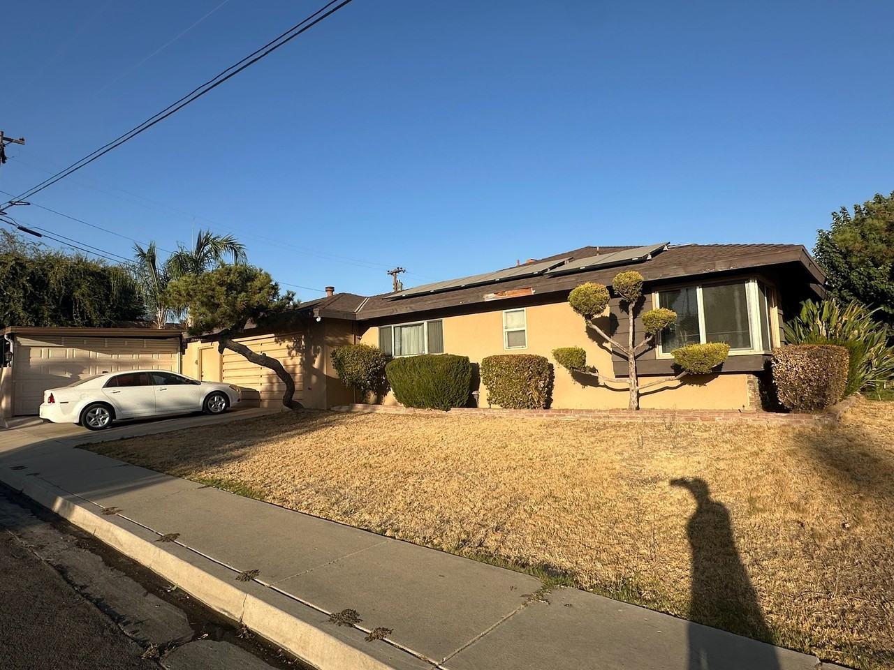 200 Electra Ave - Photo 2 of 18