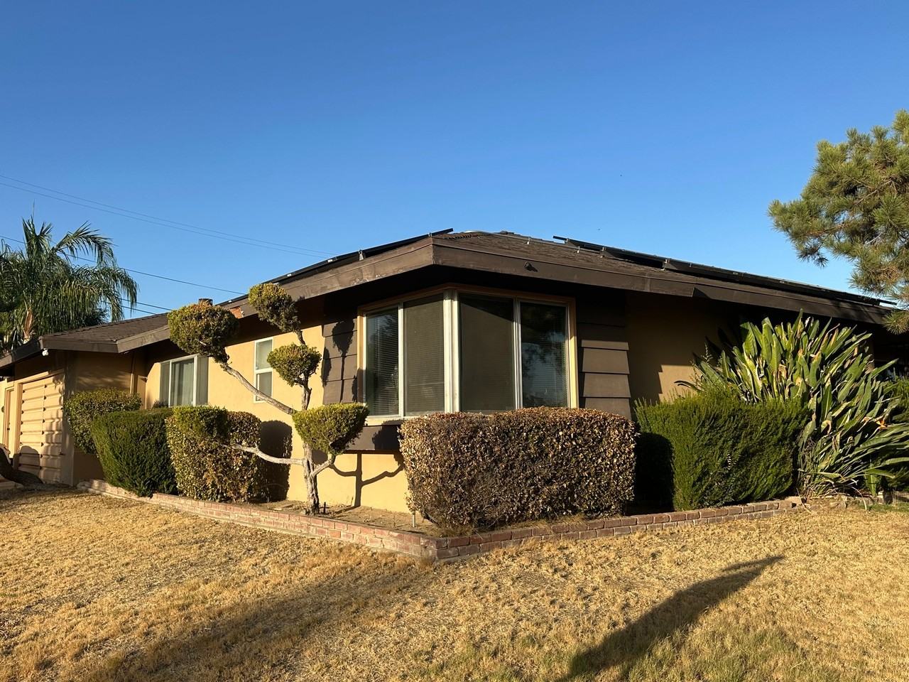 200 Electra Ave - Photo 3 of 18