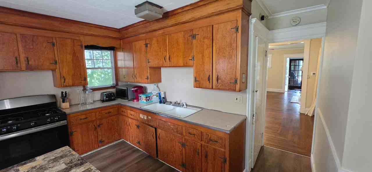 21 Coniston Ave #2 - Photo 6 of 20