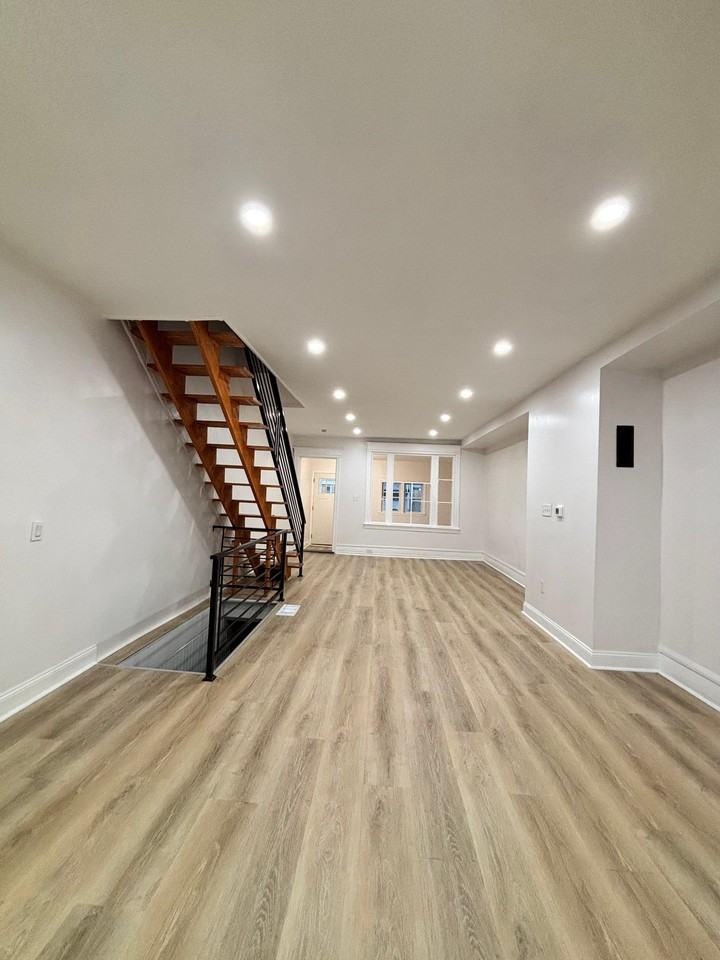 5520 Greenway Ave - Photo 6 of 20