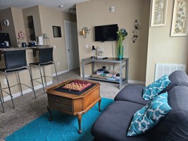 featured image of 2313 W 5th St #306