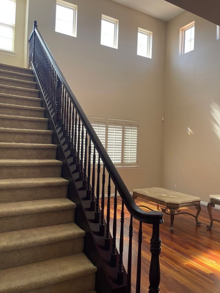 1334 Stanislaus Dr - Photo 4 of 6