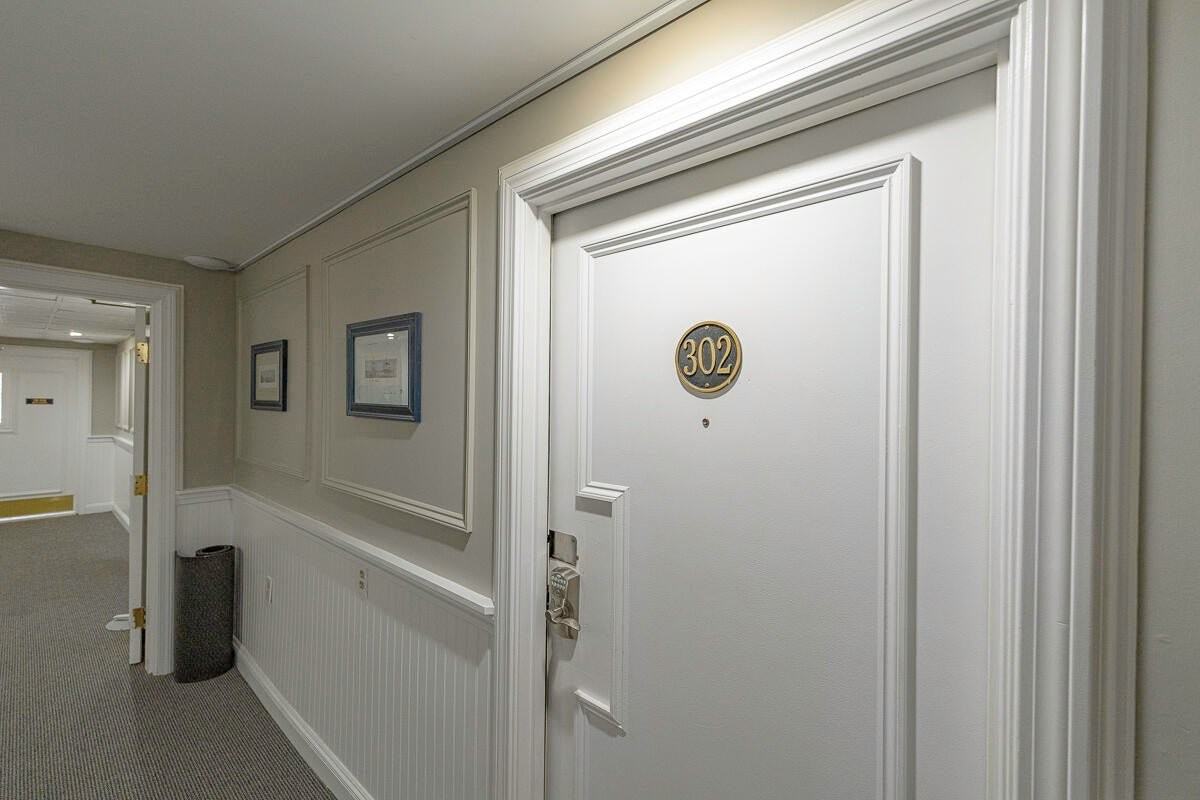 302 Eddy Rd #302 - Photo 4 of 9