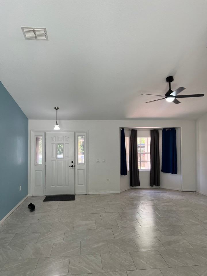 12175 Phoenix Ave - Photo 6 of 13