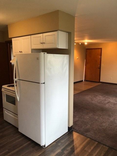 7626 Pleasant Ave #3 - Photo 3 of 8