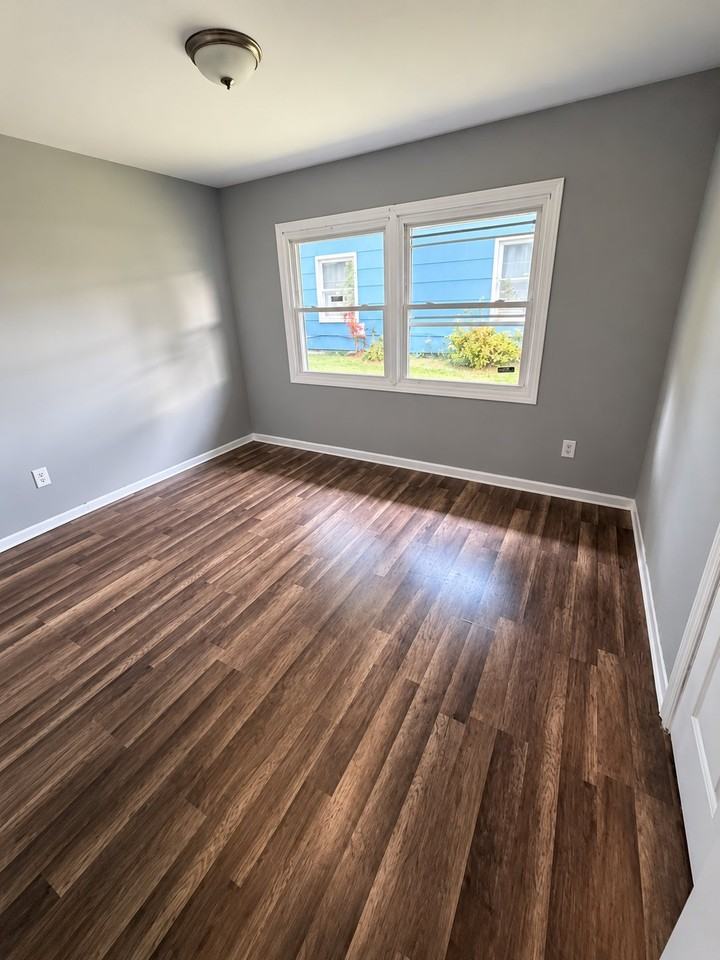 19 Patriot Ln - Photo 2 of 14