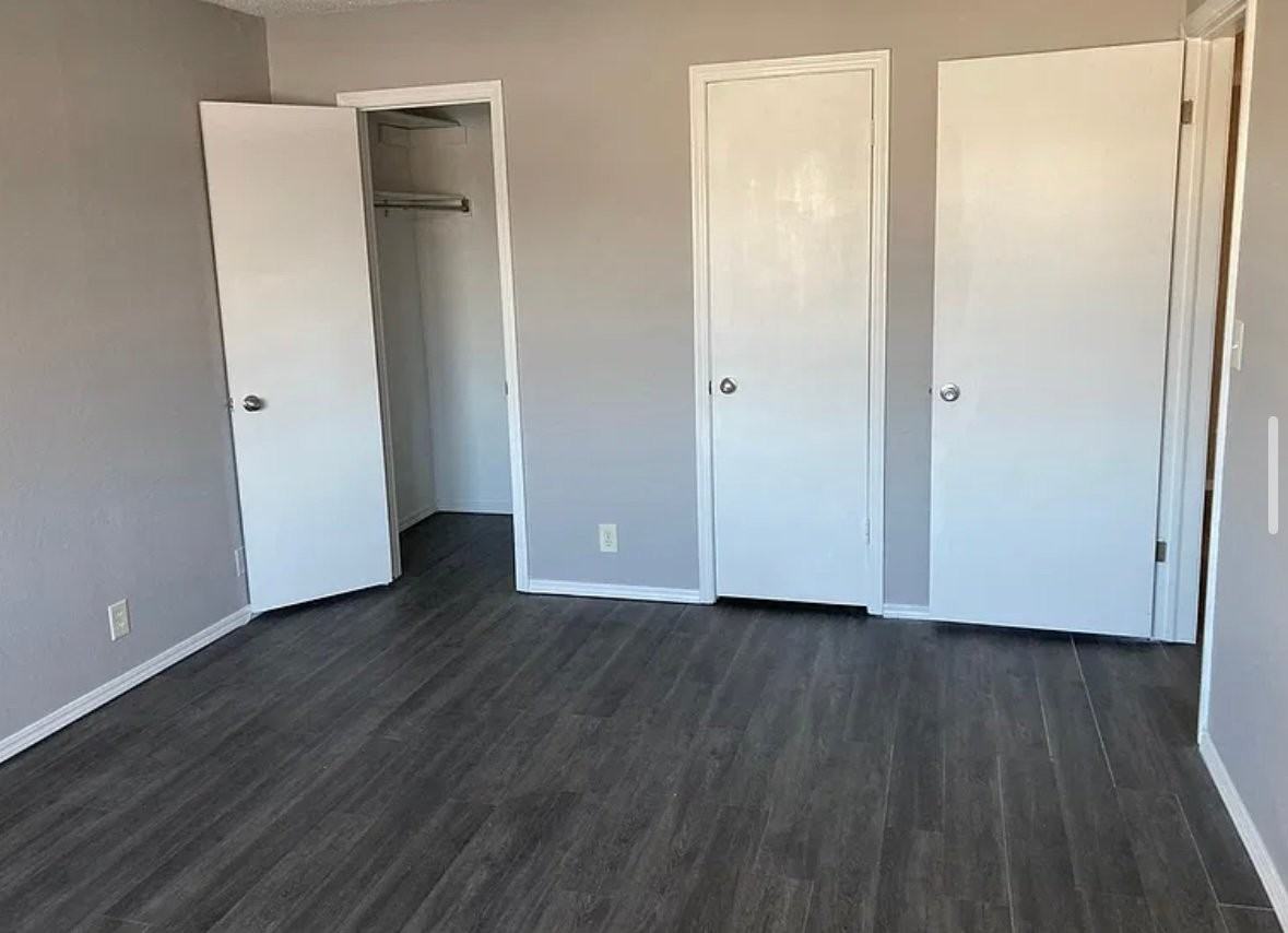 1427 Northglen St - Photo 6 of 16