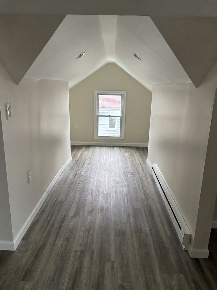 197 Pacific St #2 - Photo 7 of 9
