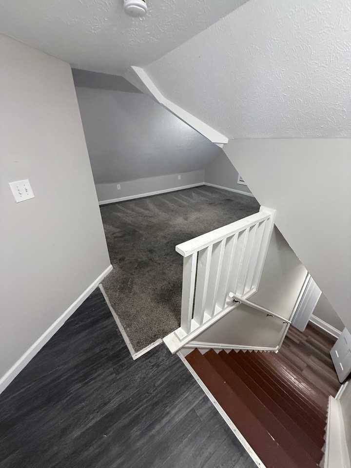7515 Ottawa Rd #UP - Photo 3 of 8