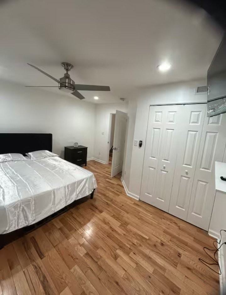 512 Junilla St - Photo 6 of 9