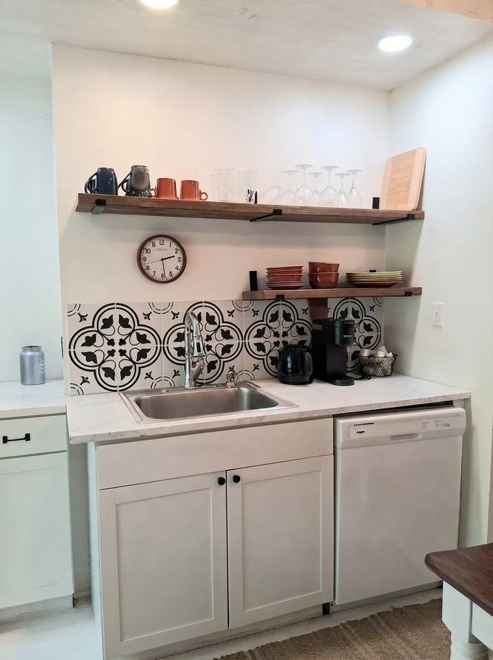 483 Spruce Dr - Photo 4 of 12