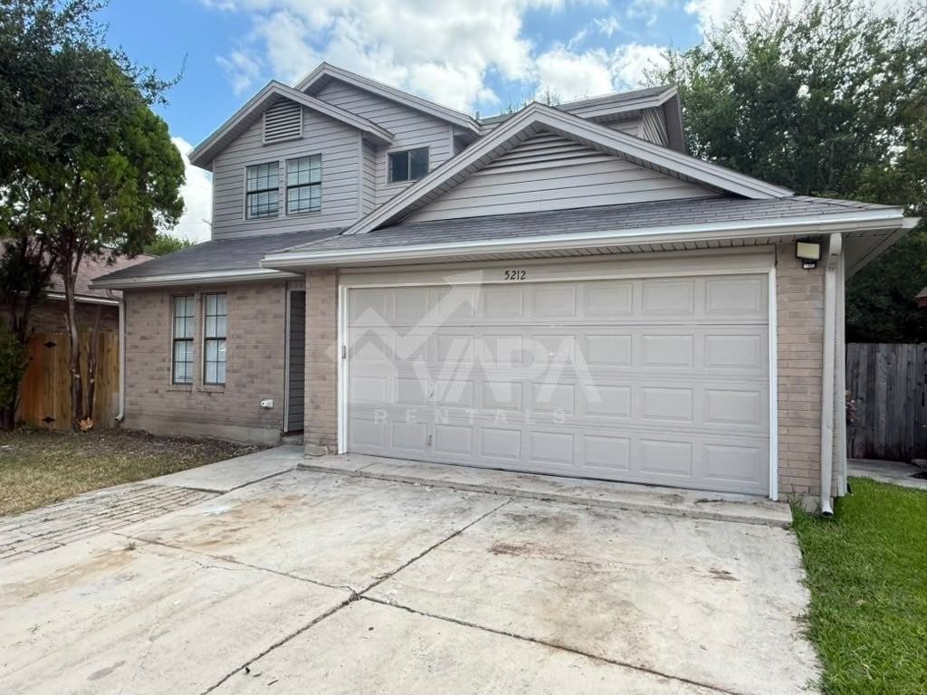 5212 Vinecrest Cir - Photo 3 of 19