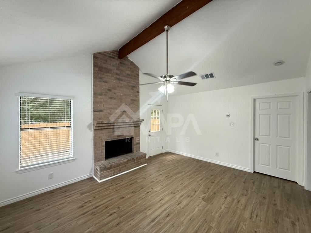 5212 Vinecrest Cir - Photo 4 of 19