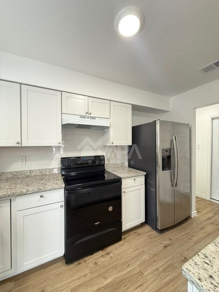5212 Vinecrest Cir - Photo 7 of 19