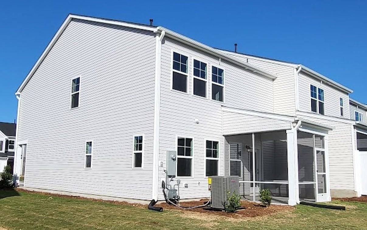 151 Tumbling Rock Way - Photo 3 of 19