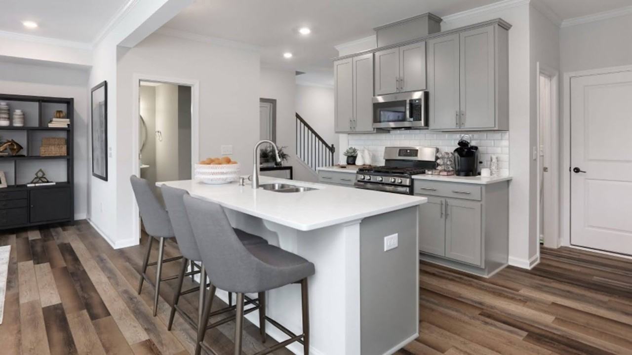 151 Tumbling Rock Way - Photo 4 of 19