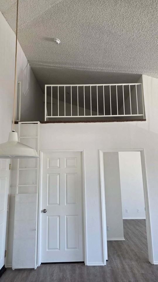 1586 Yosemite Dr. - Photo 6 of 15