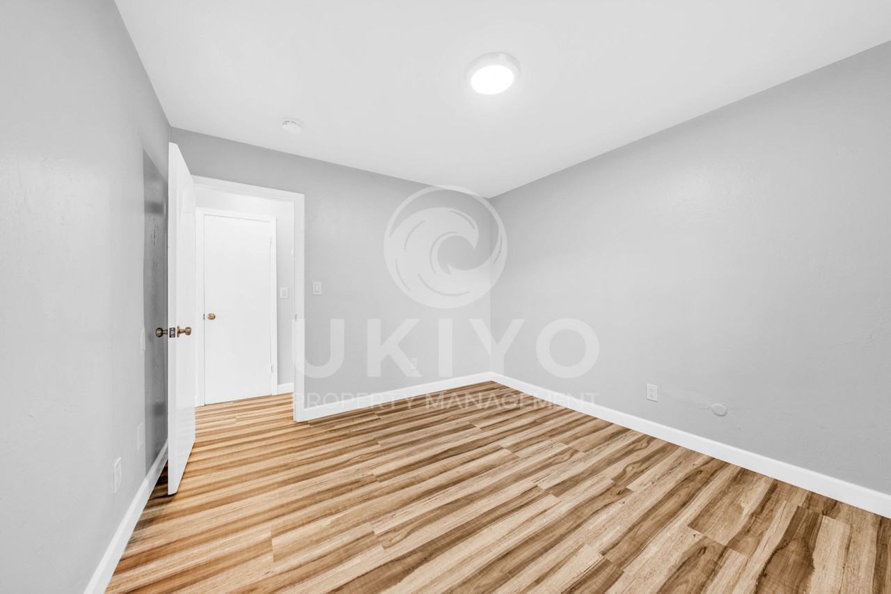 2030 Myrtle Street - Photo 7 of 50