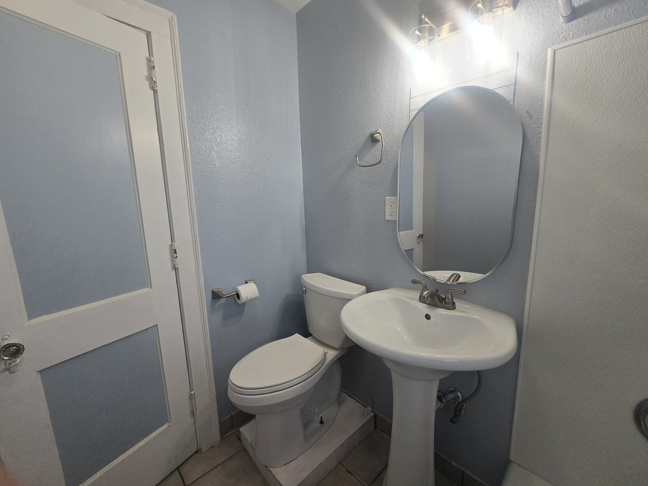 725 Broadway - Photo 5 of 14
