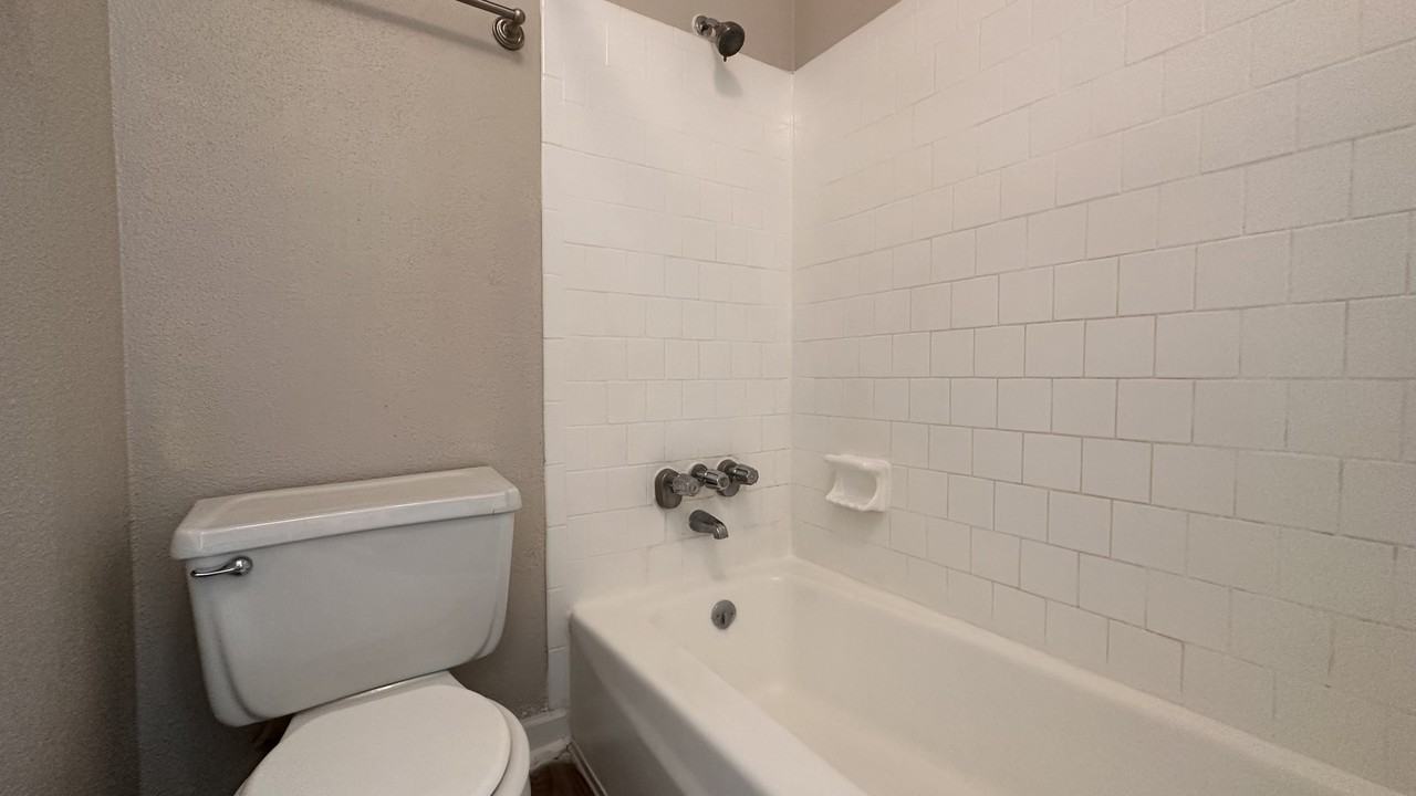 2825 Bellefontaine 247A #247AWILLOW - Photo 7 of 23
