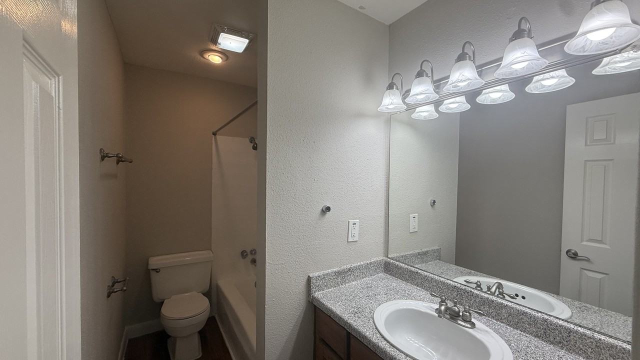 7315 Brompton 269B #269BOAKVP - Photo 2 of 24