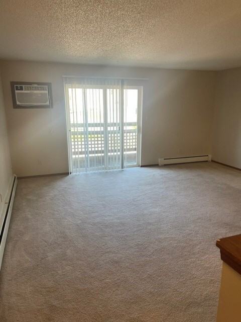 5250 Dakota LLC - Photo 5 of 17