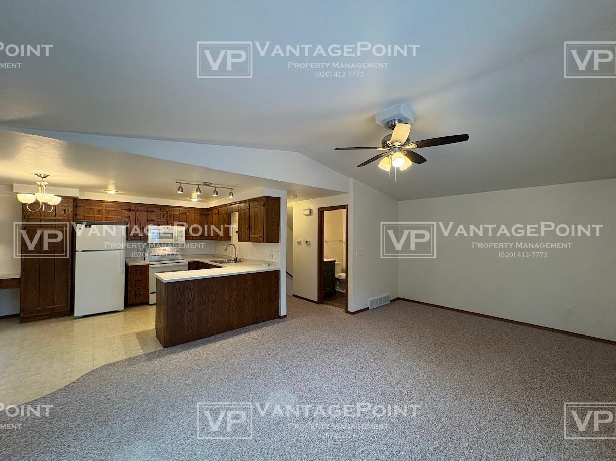 1952 Tunis Rd #1952 - Photo 6 of 25
