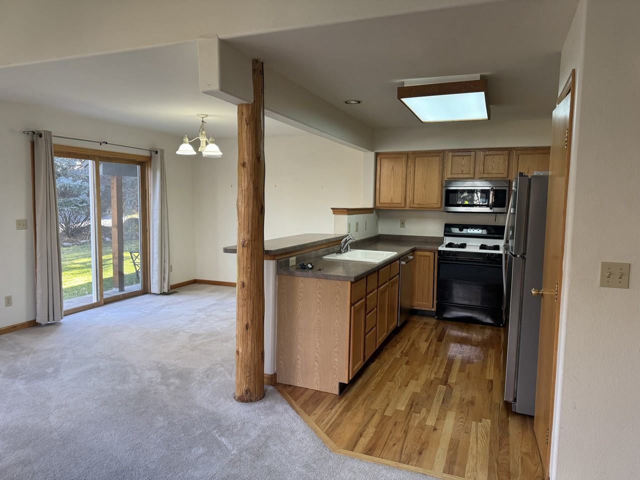 75 Aspen Glen Ct #1 - Photo 6 of 20