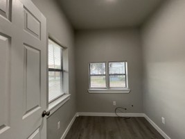 featured image of 409 E Corsicana St #1-3