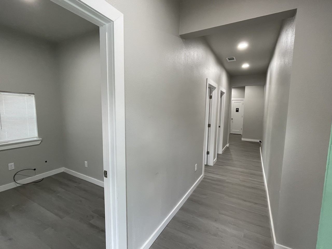 409 E Corsicana St #1-3 - Photo 2 of 6