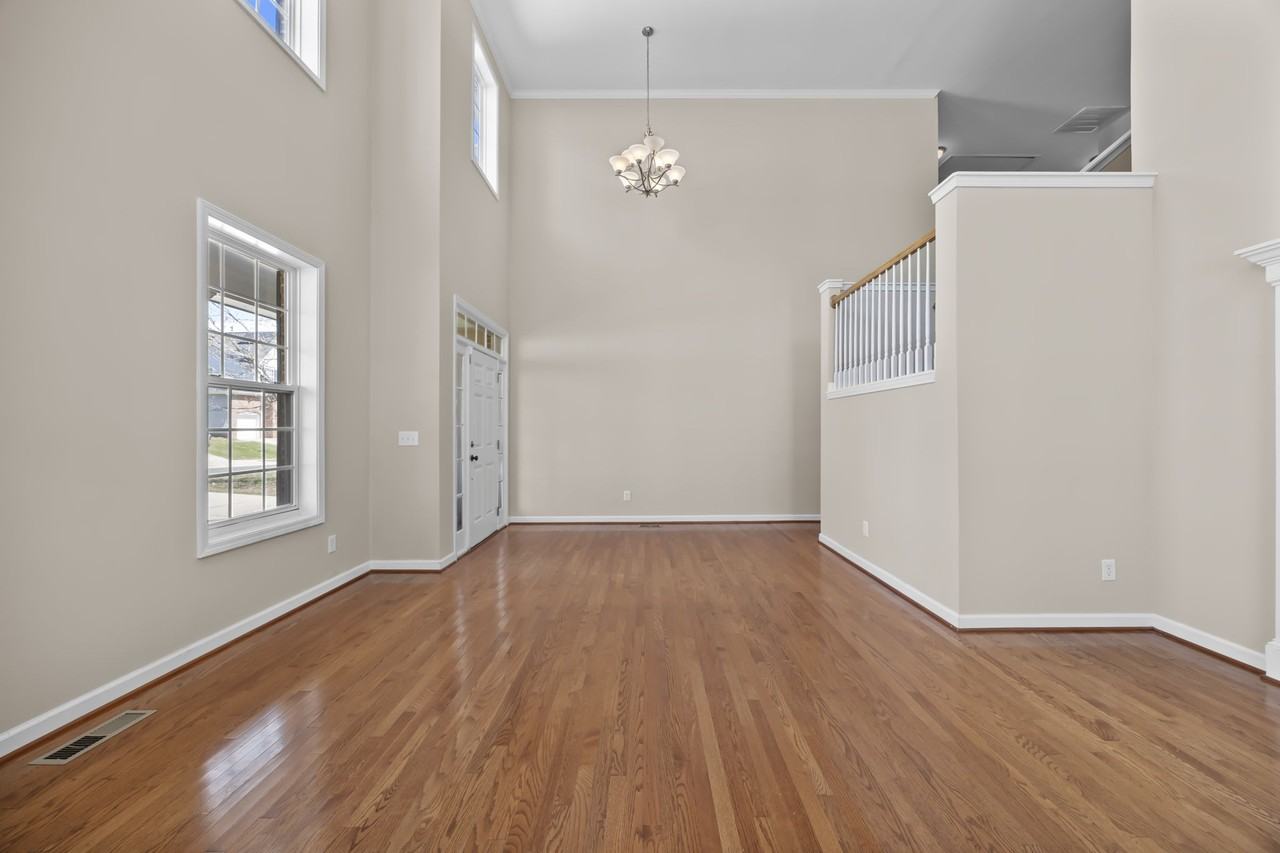 9421 Philbeck Ln #1 - Photo 7 of 50