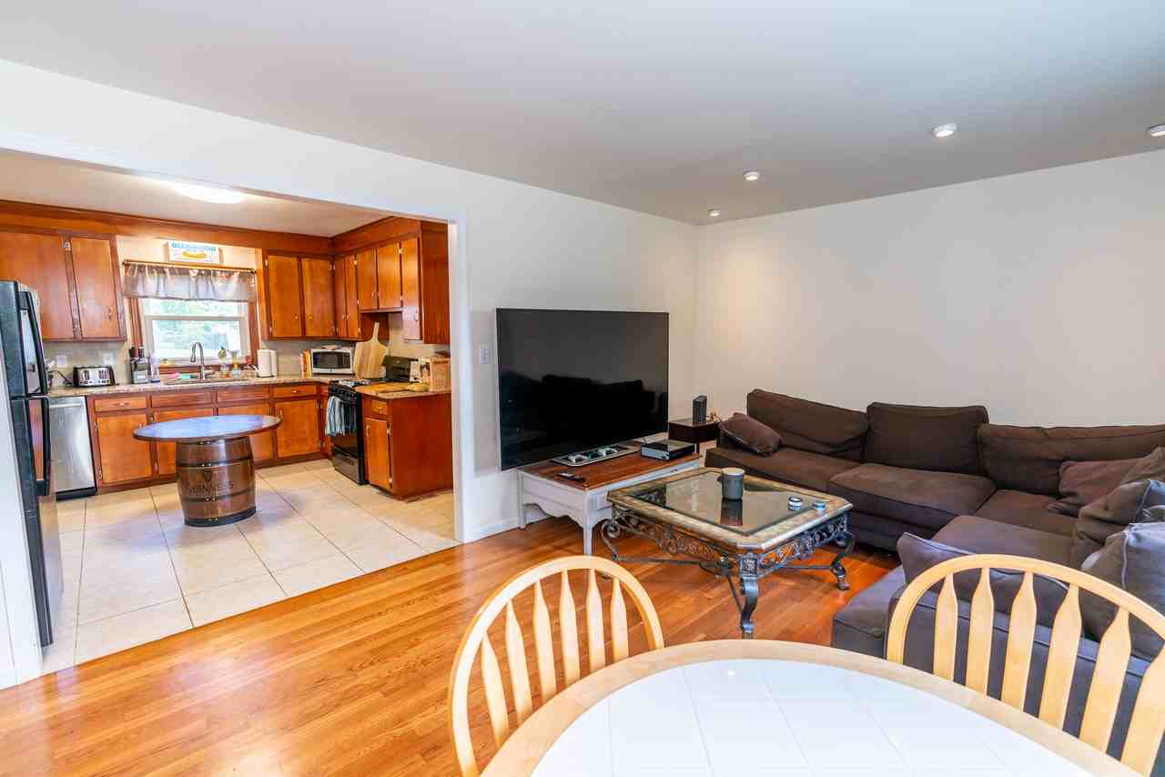 46 Cumpstone Dr #1 - Photo 3 of 11