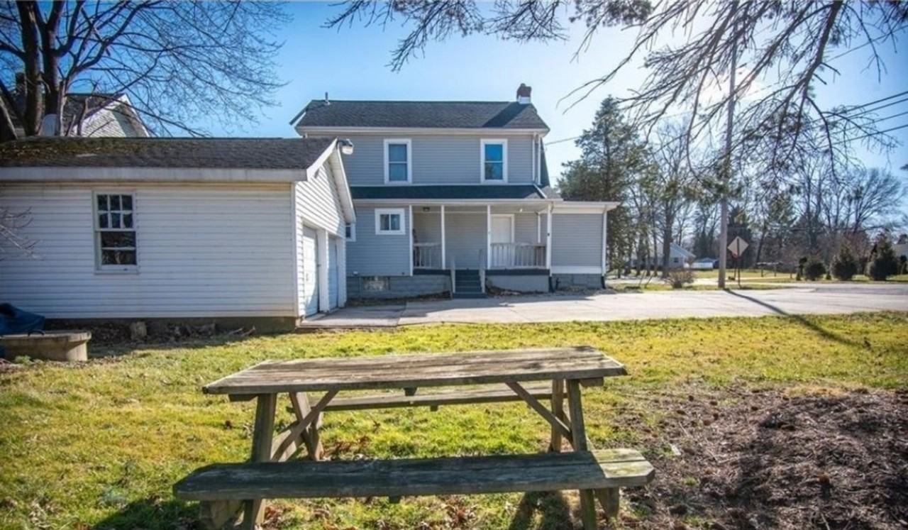 2753 Canfield Rd #1 - Photo 3 of 25