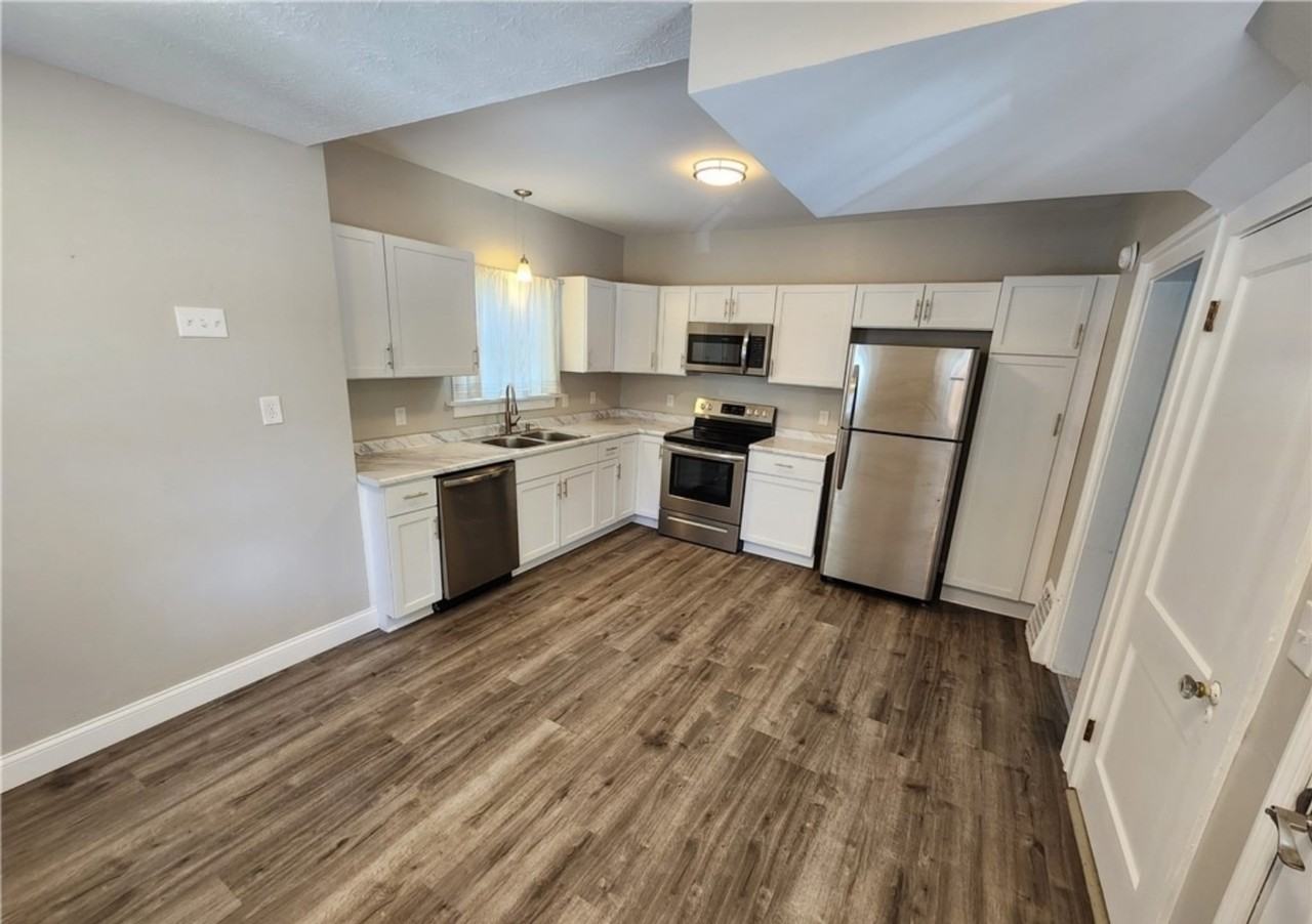 2753 Canfield Rd #1 - Photo 5 of 25