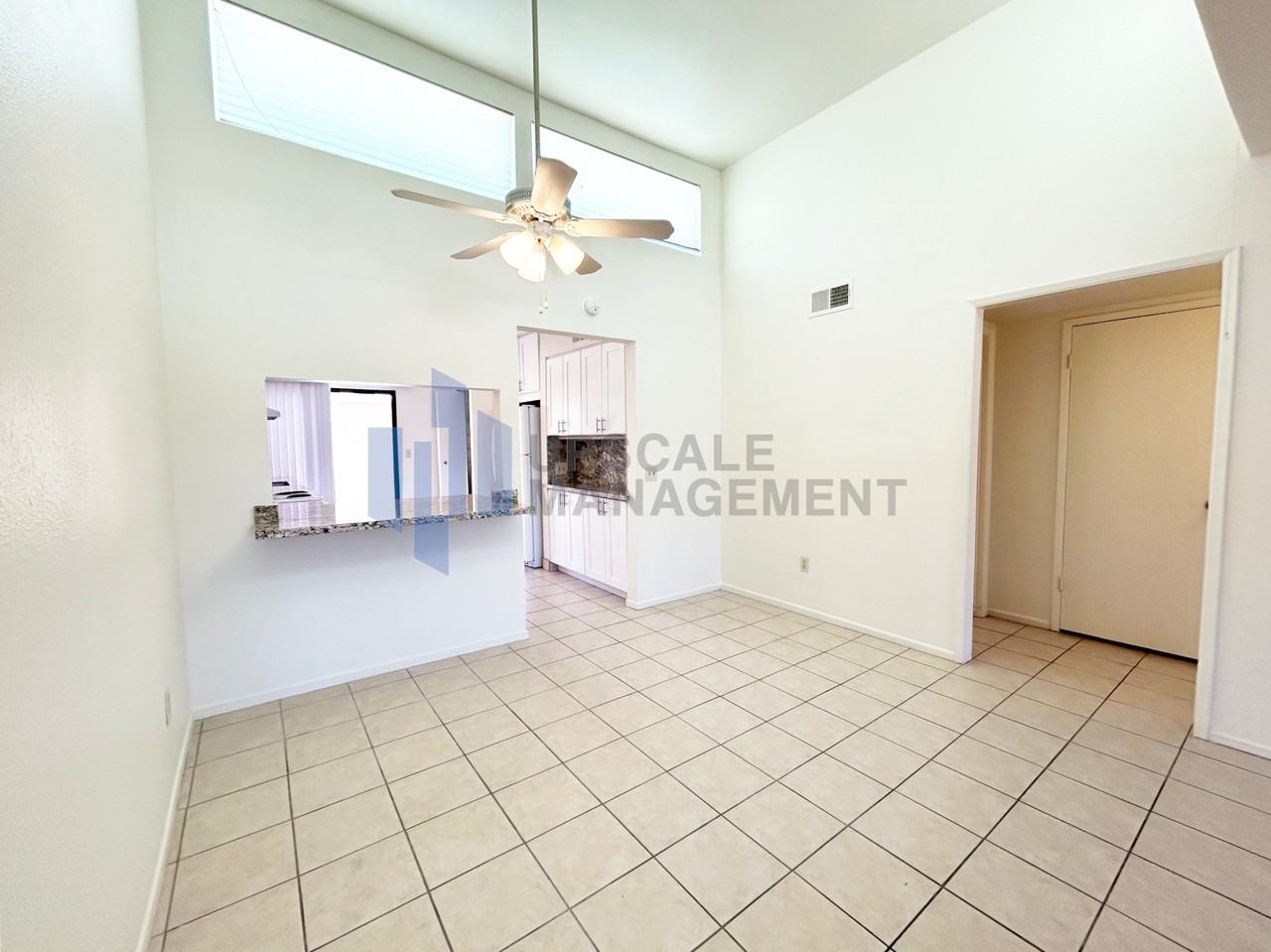 47892 Oasis Ct #1 - Photo 5 of 30