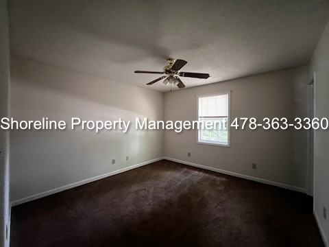 121 Village Ln #A - Photo 4 of 11