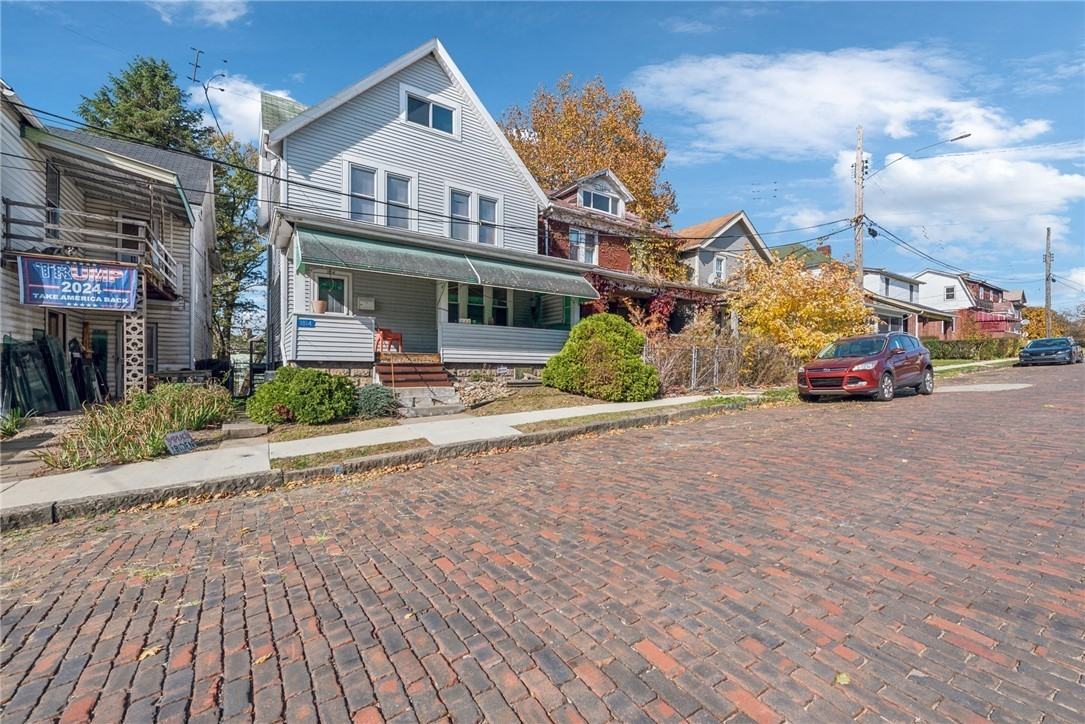 1814 Coursin St #1 - Photo 2 of 12