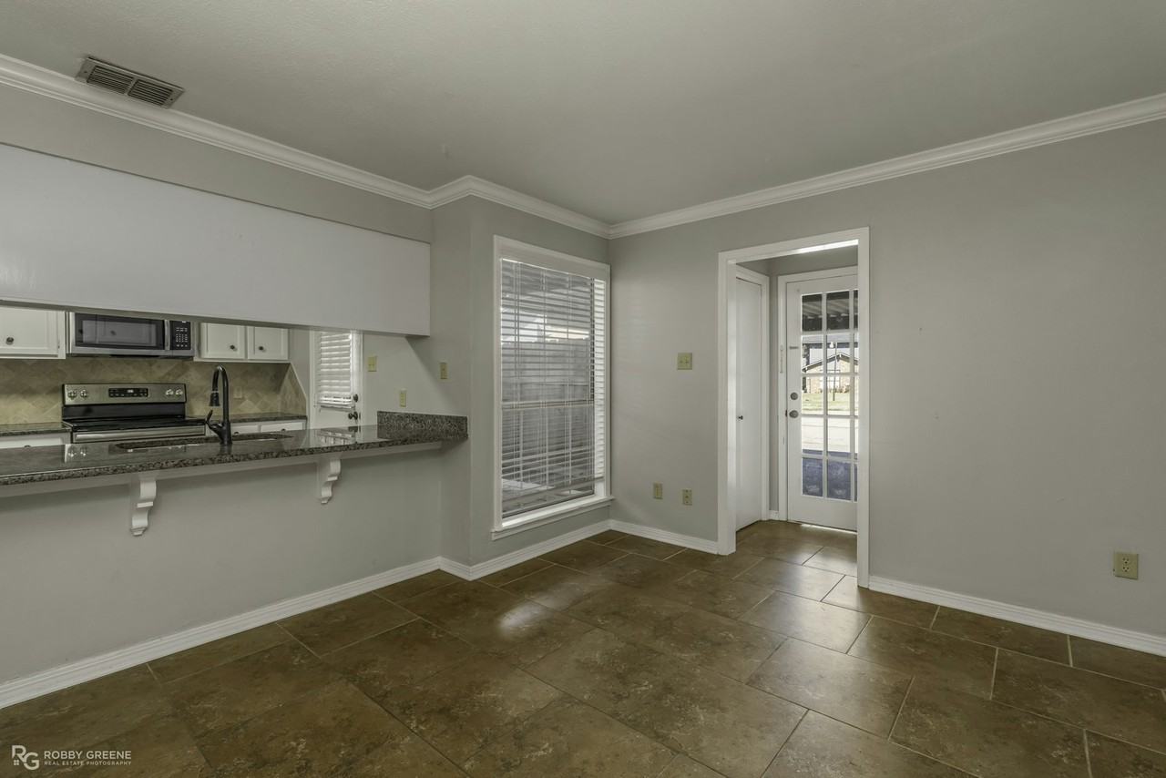 10120 Carlsbad Drive - Photo 3 of 31
