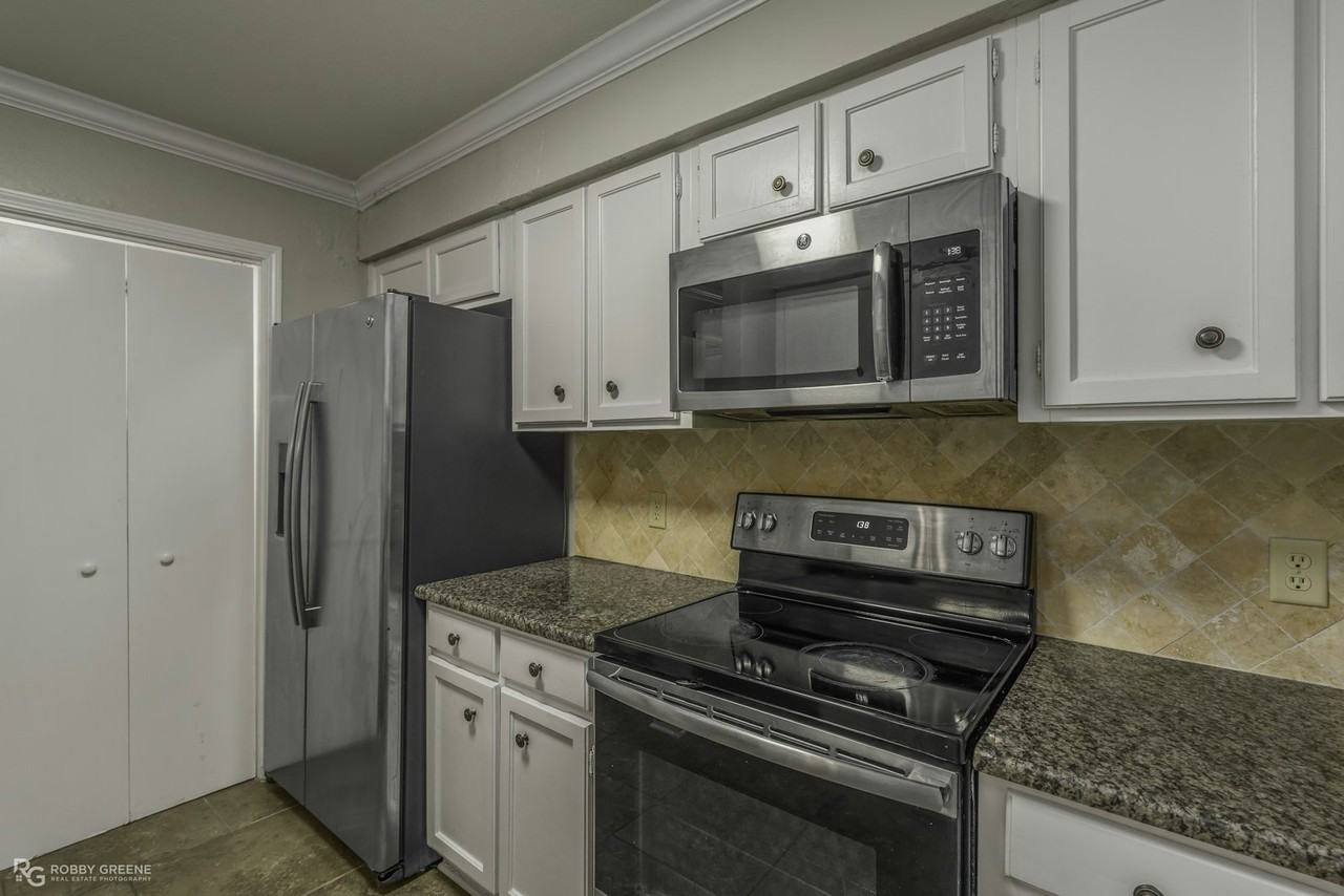 10120 Carlsbad Drive - Photo 6 of 31
