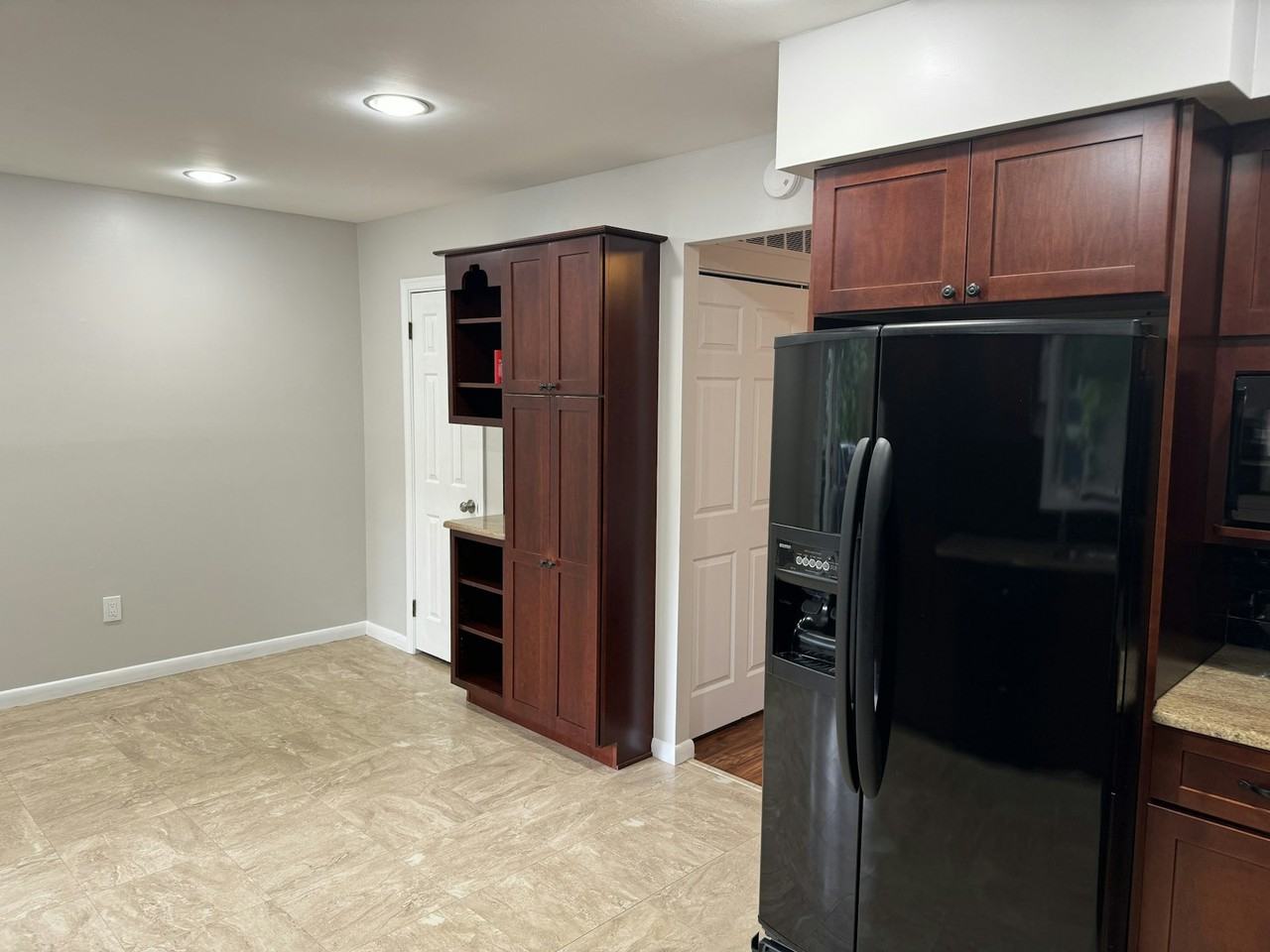 4110 Salford Court - Photo 6 of 24