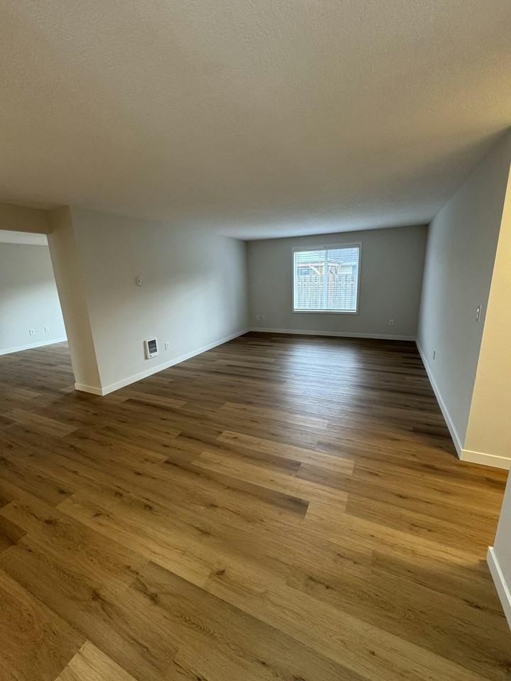 16401 NE 23rd St - Photo 2 of 29