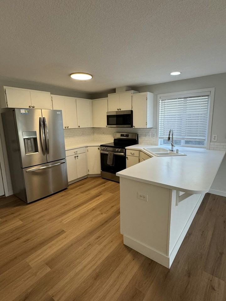 16401 NE 23rd St - Photo 4 of 29