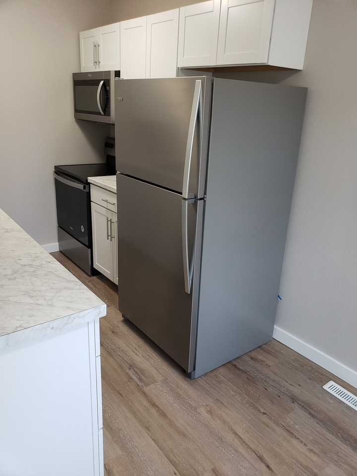 223 Se 121st Rd #4 - Photo 2 of 9