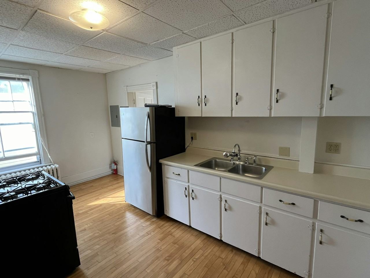 60 Clarke Street, Unit 4 - Photo 3 of 18