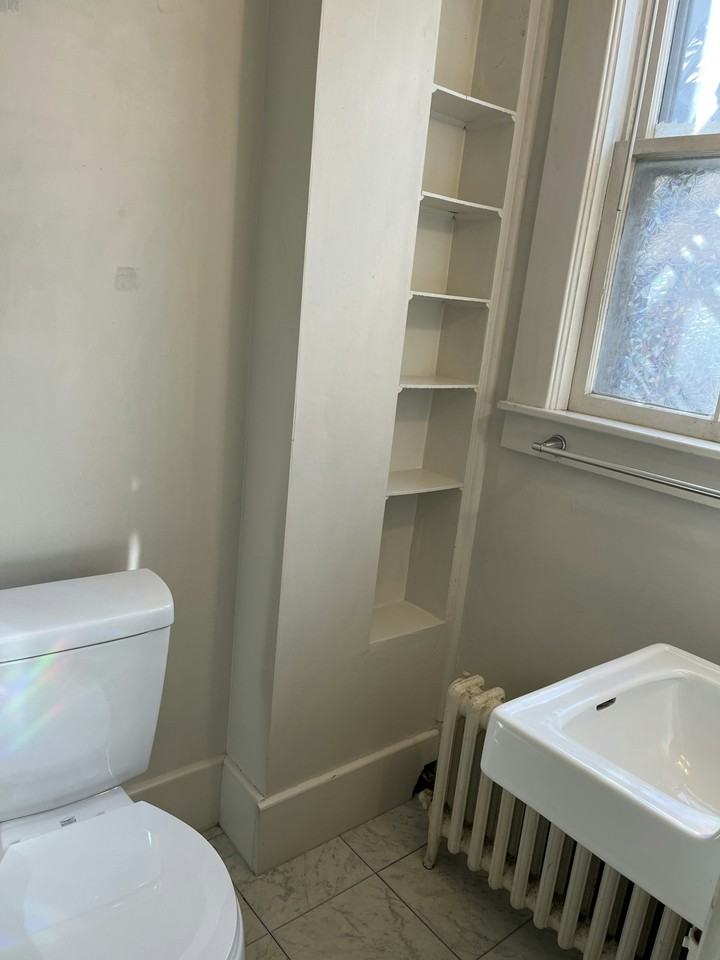60 Clarke Street, Unit 4 - Photo 4 of 18