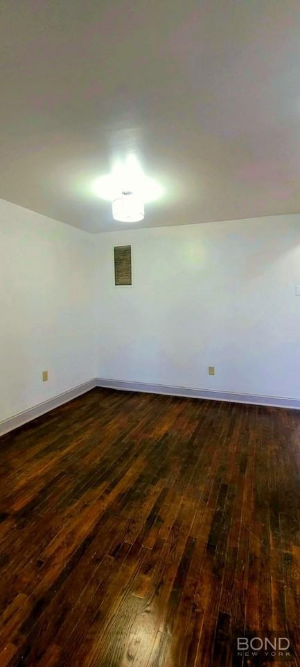 624 Underhill Ave - Photo 7 of 10