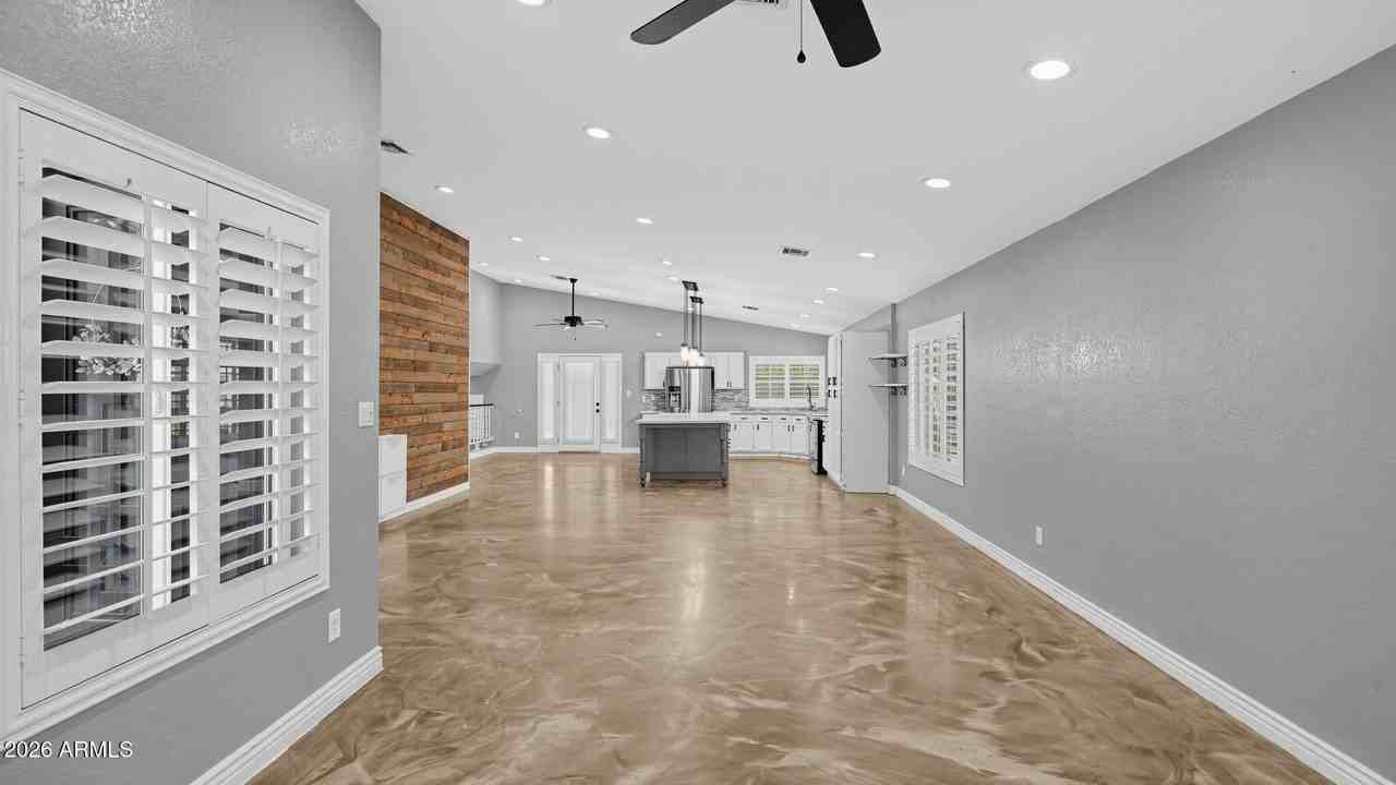 2775 W Calle Del Norte - Photo 3 of 14